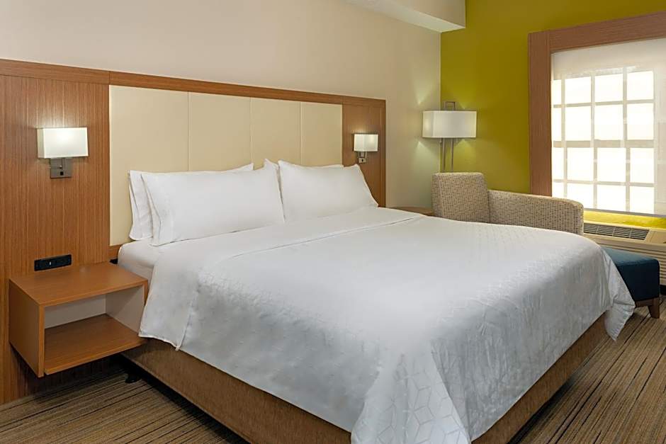 Holiday Inn Express Hotel & Suites Bonita Springs By IHG
