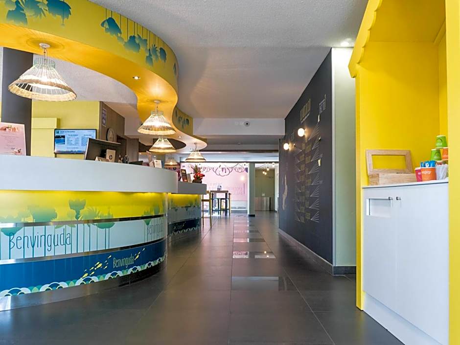 ibis Styles Perpignan Canet En Roussillon