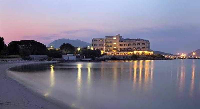 Gabbiano Azzurro Hotel & Suites