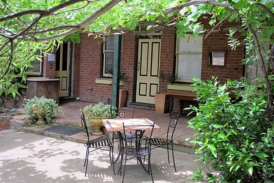 Holmhurst Guest House