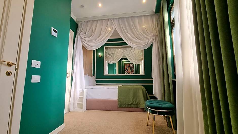 Seven Beauties Hotel Spa Restaurant, Old City Baku