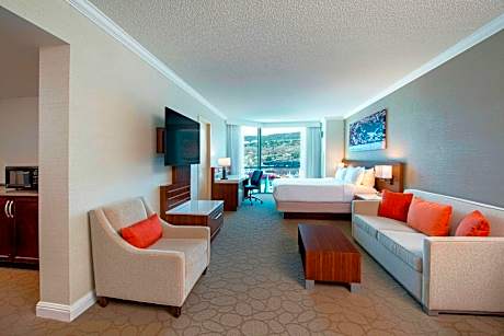 Suite, 1 King, Sofa bed, City view
