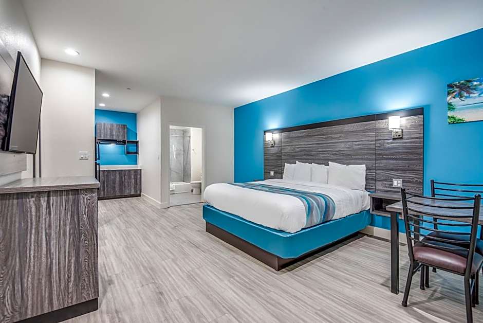 Americas Best Value Inn & Suites Houston at Hwy 6