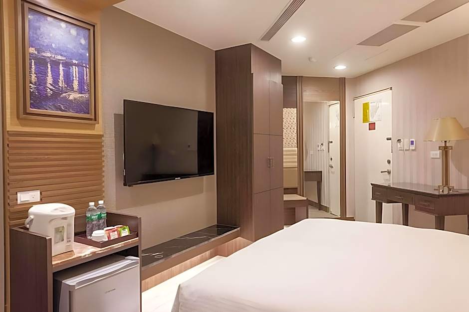 Maple Hotel Second Branch