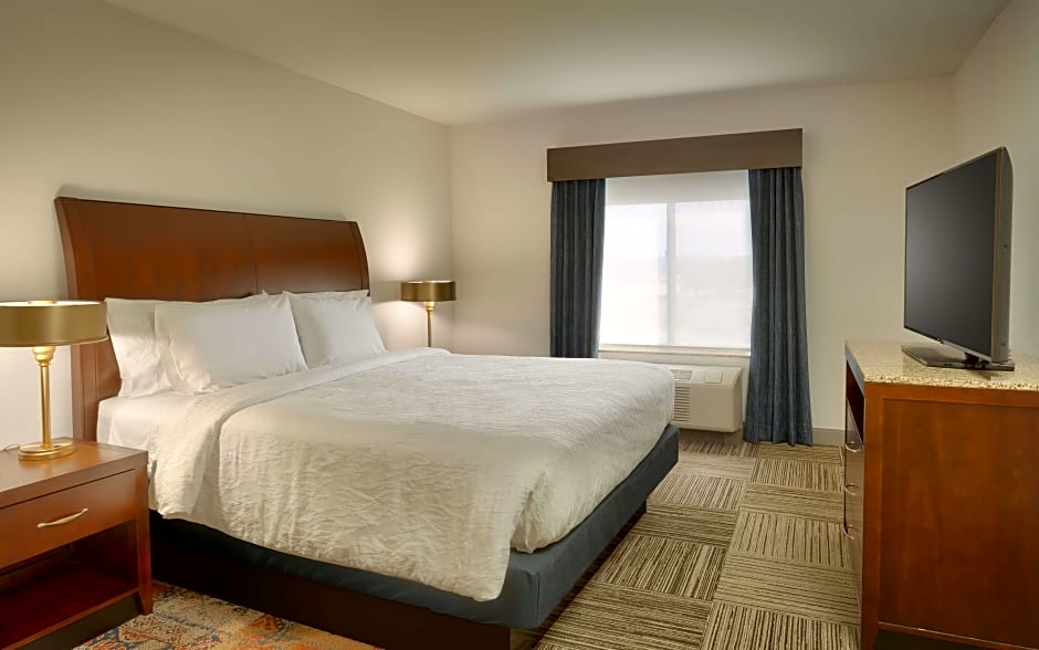 Photo 1 of 5 of Deluxe 1 Bedroom 1 King Bed Suite
