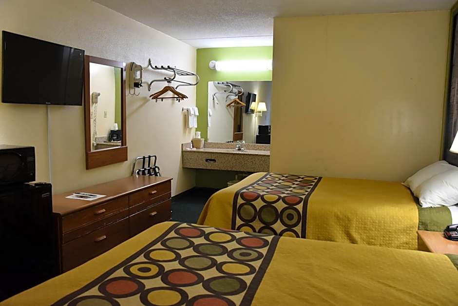Super 8 by Wyndham Tifton