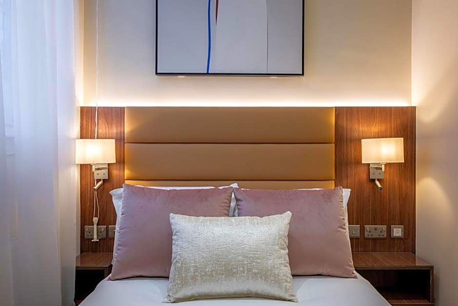 Grand Concerto Hotel