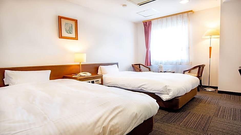 Komaki City Hotel by Lachotel