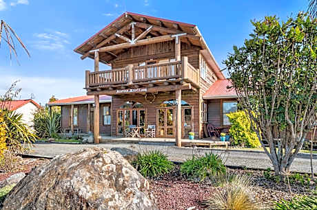 Mountain Heights Lodge