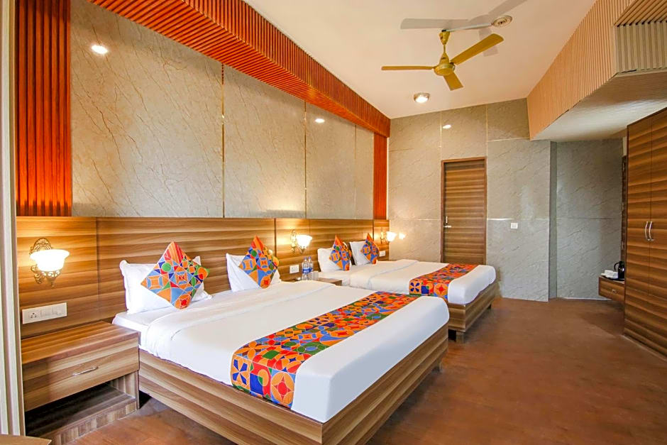 OYO Hotel Vijay Palace Dharamshala