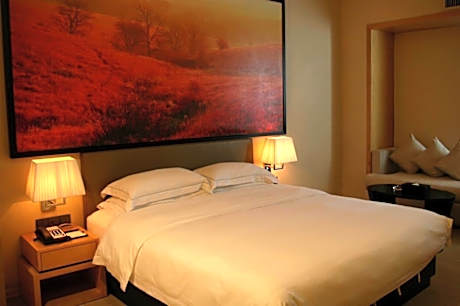 J Hotel