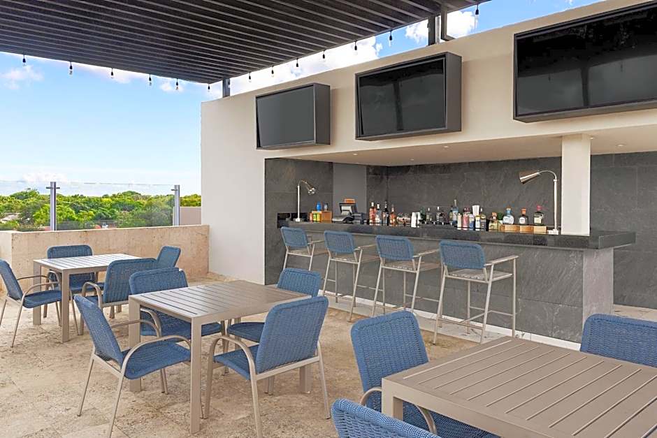 Residence Inn by Marriott Playa Del Carmen