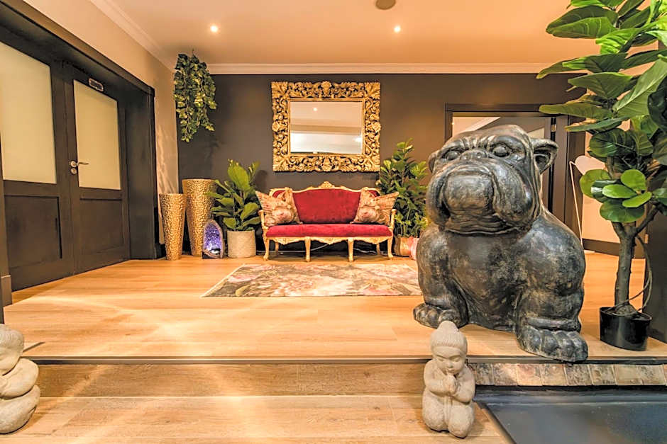 SW1 Lodge
