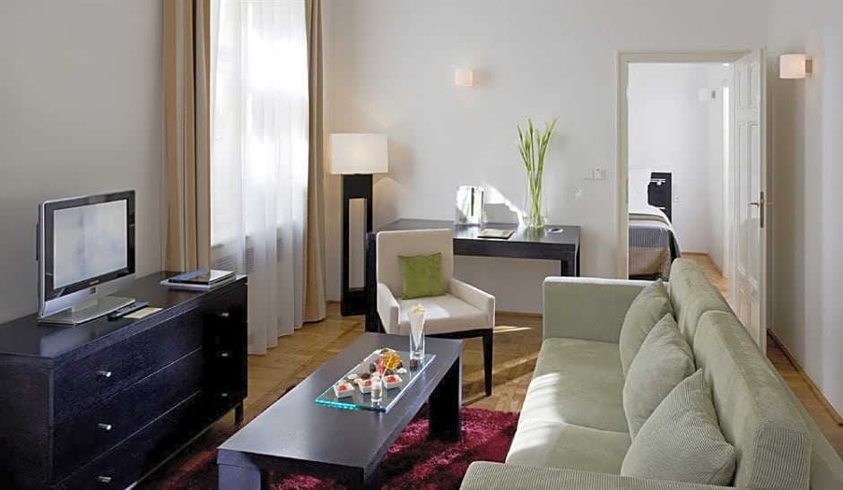 Golden Angel Suites by Adrez