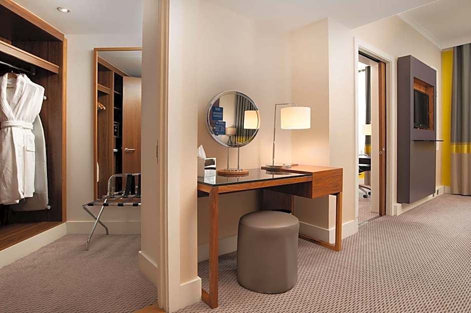 Photo 1 of 14 of 1 Bedroom 1 King Bed Suite