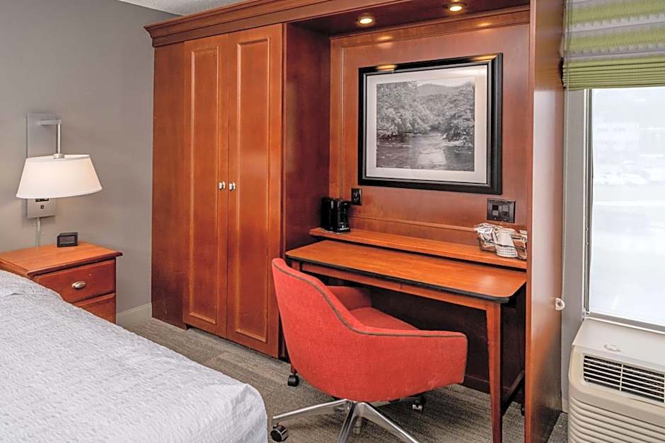 Hampton Inn By Hilton Charleston/Downtown/Civic Center