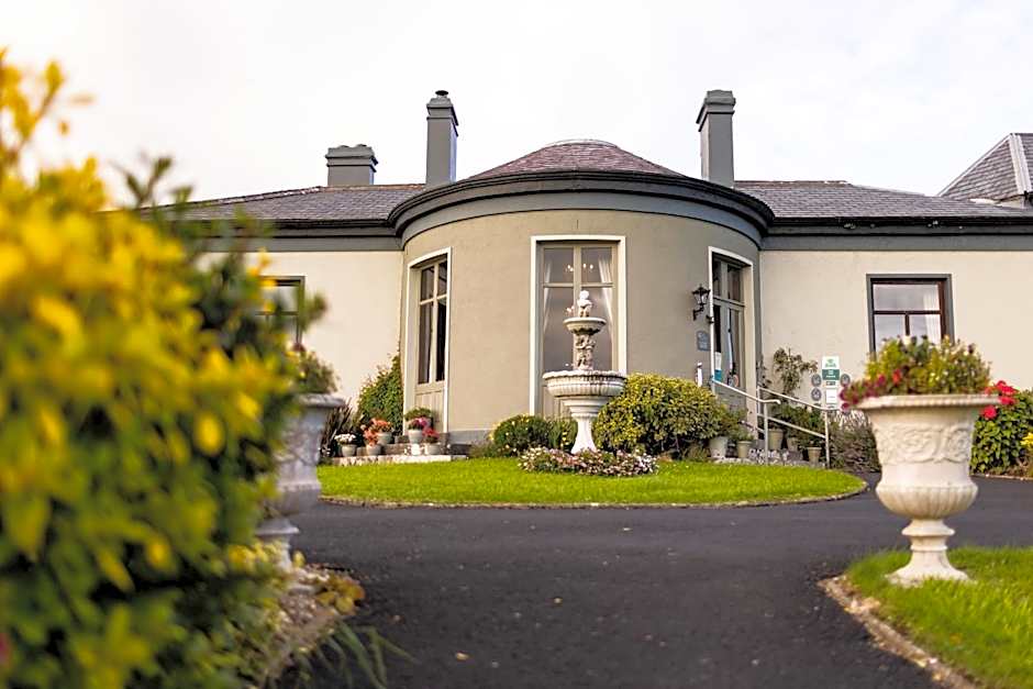 Ballinalacken Castle Country House Hotel