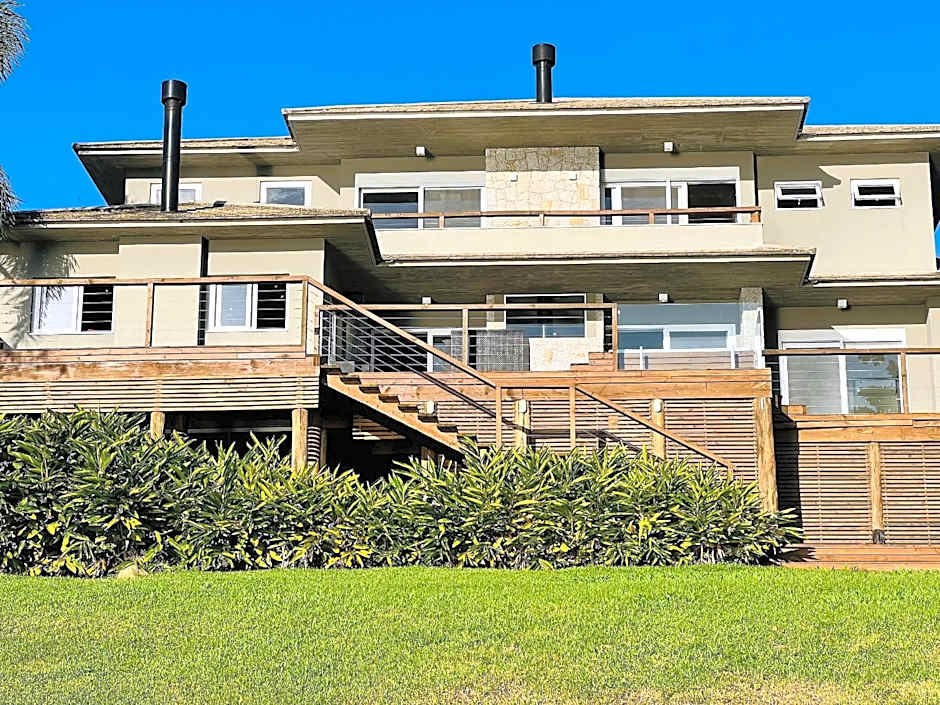 Spa Jacuzzi, Lareira, Beira mar, 4 Suítes