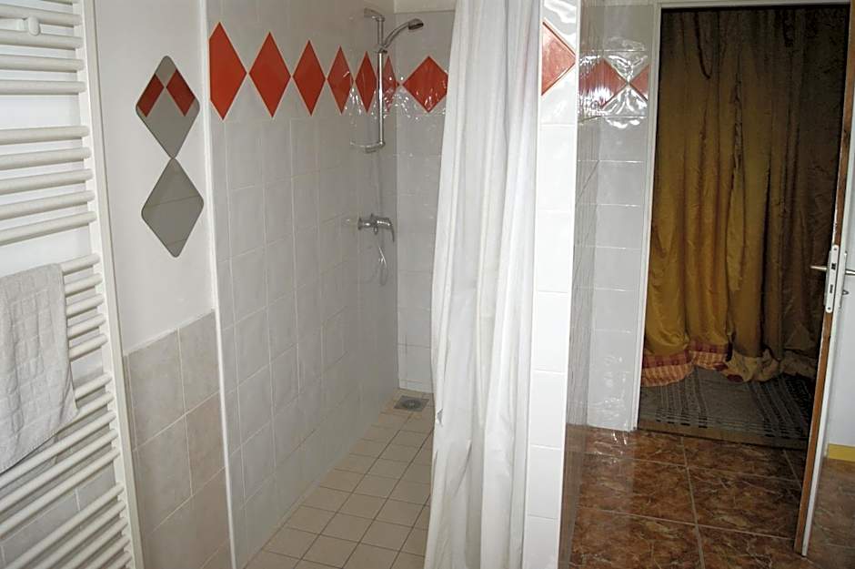 Chambres d'Hôtes La Noyeraie