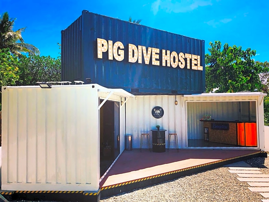 PIG DIVE HOSTEL MOALBOAL