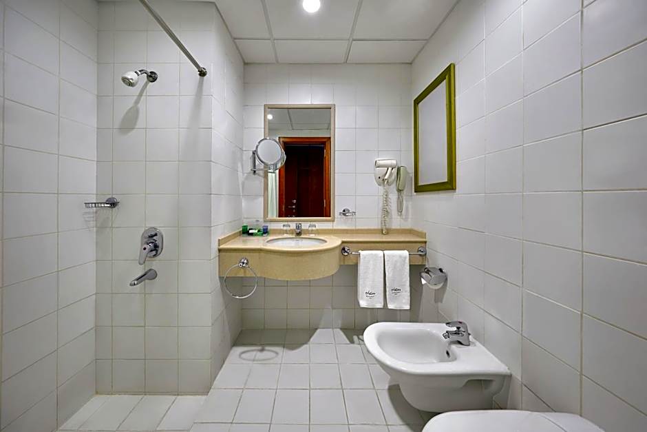 Makarem Al Bait Al Azizia Hotel