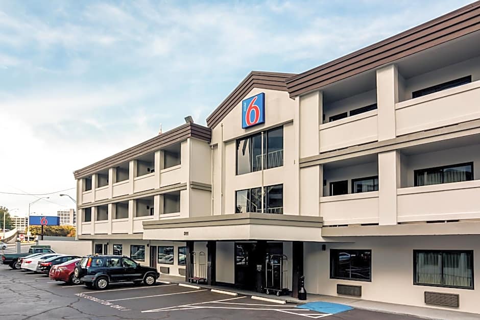 Motel 6-Atlanta, GA - Downtown