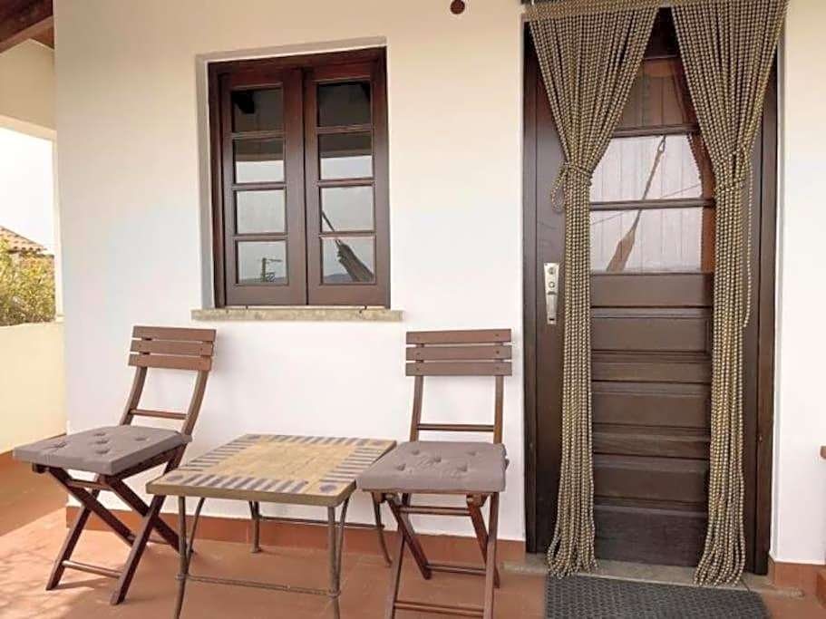 Da Silva Surfcamp- Terrassenzimmer mit Frühstück