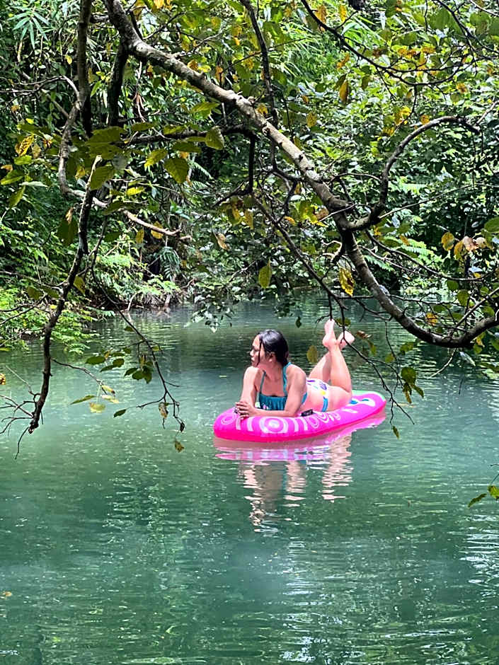 สวนลุงวรRanongGlamping