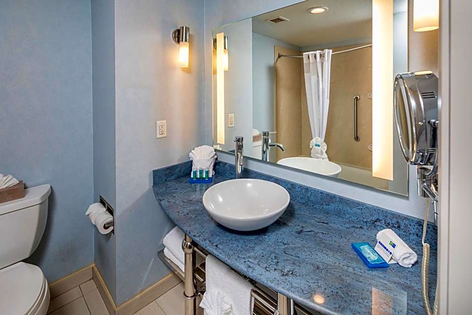 Holiday Inn Express Hotel & Suites Modesto-Salida By IHG