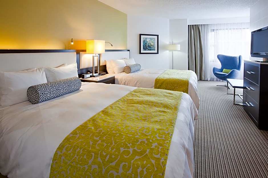 The Hollis Halifax - A DoubleTree Suites By Hilton