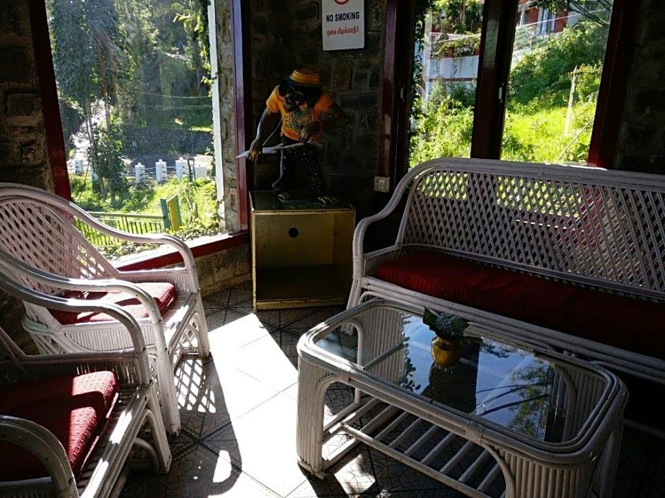 COASTAL GRAND HIGH LAND PARADE