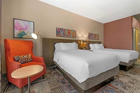 Queen Room with Two Queen Beds