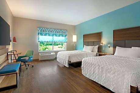 Queen Room with Two Queen Beds - Hearing Access