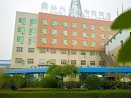 GreenTree Inn Baoding Xushui District Railway Station