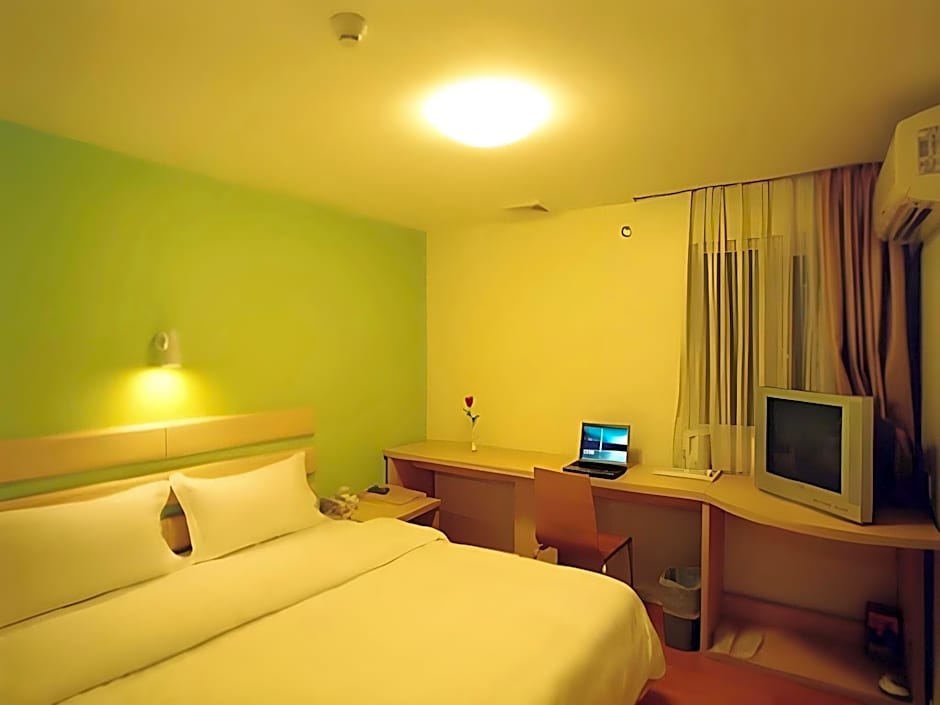 7 Days Inn Jiamusi Xilin Road RT-Mart