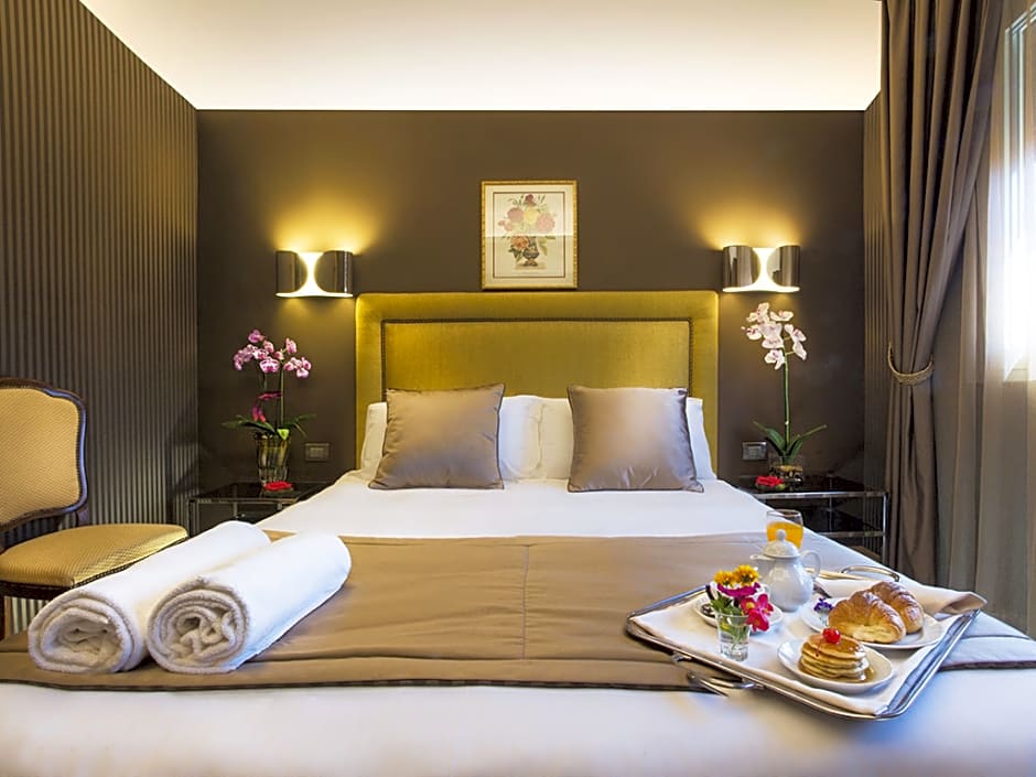 Marcella Royal Hotel