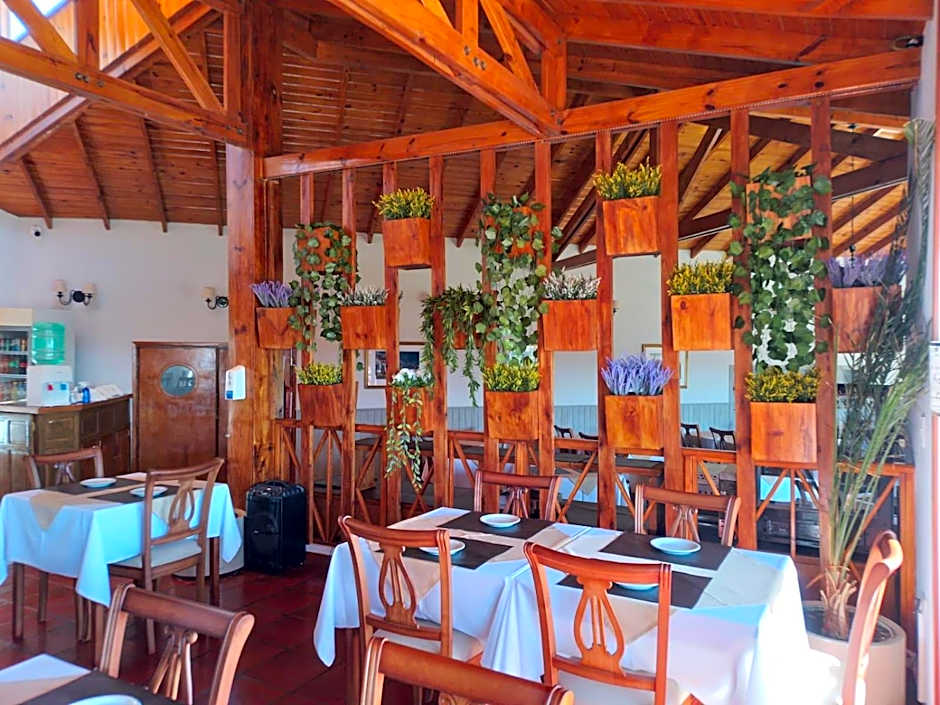 Hotel Picos Del Sur