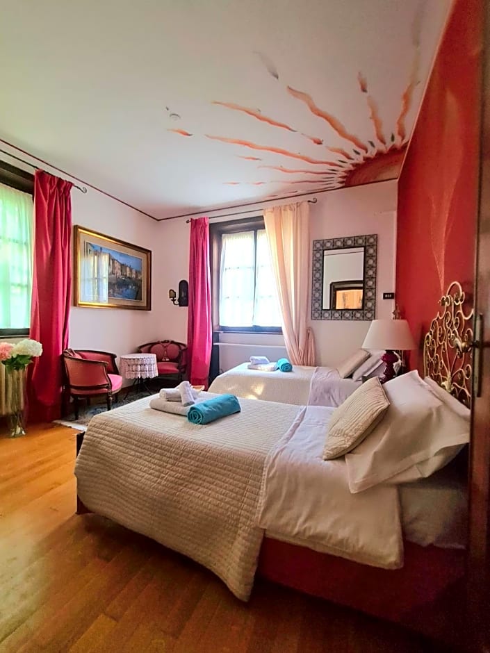 Villa Sofia luxury home between Como and MIlano