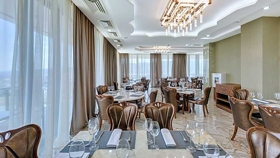 Lisi Hills Hotel