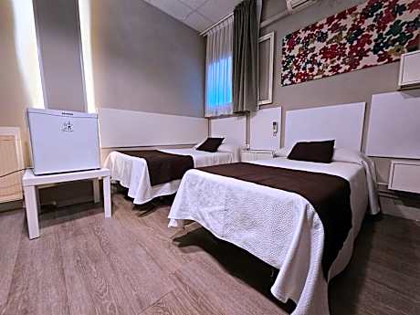 Classic Quadruple Room