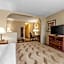 Quality Suites Paducah I-24