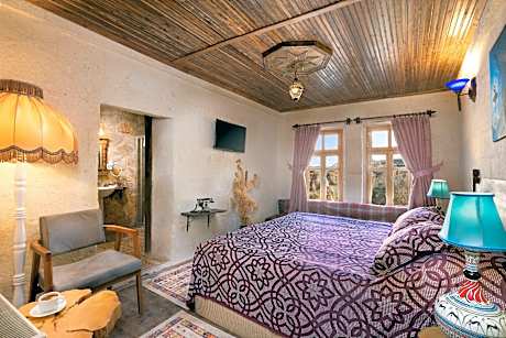 Happiness Double Room