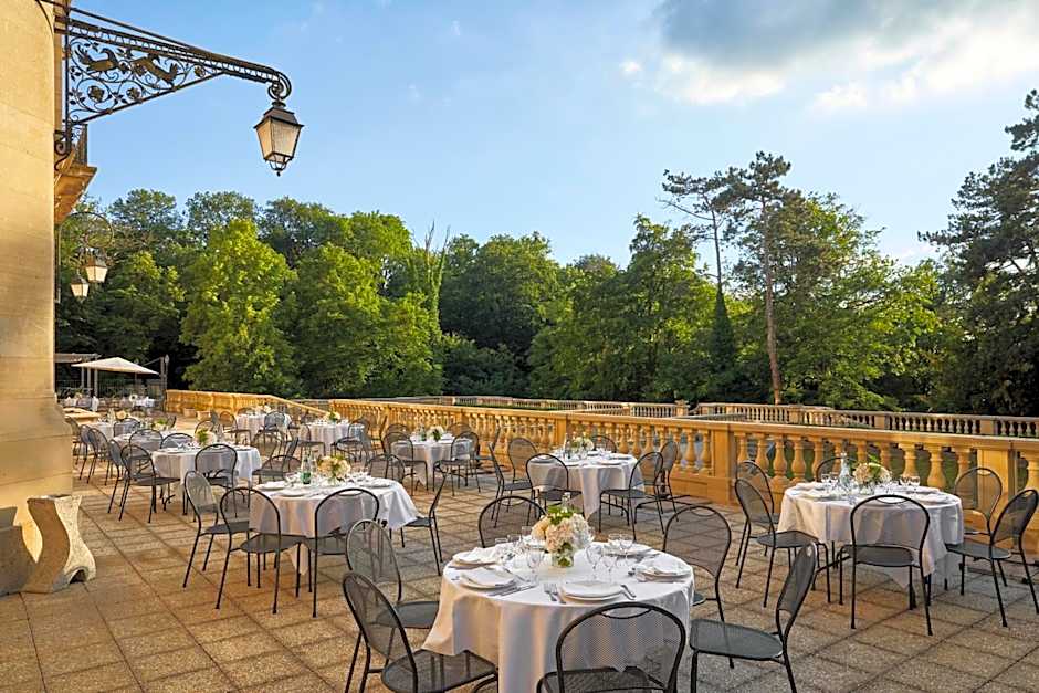 Château Jeanne & The Forest - Château de Montvillargenne
