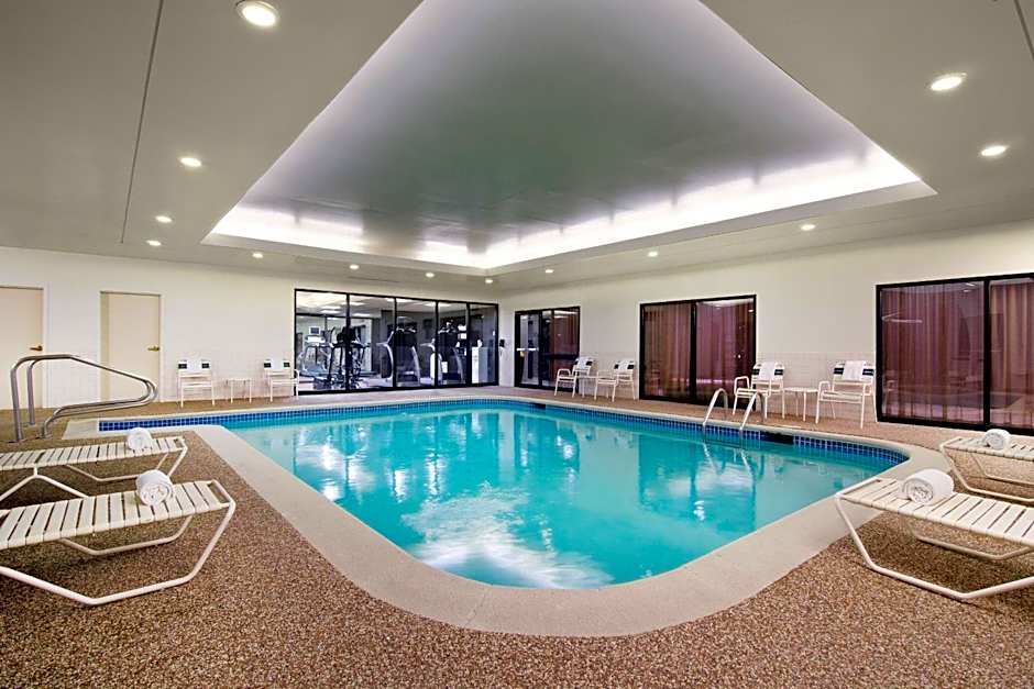 Courtyard by Marriott St. Louis Airport/Earth City
