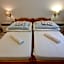 Chmielna 5 Rooms & Apartments