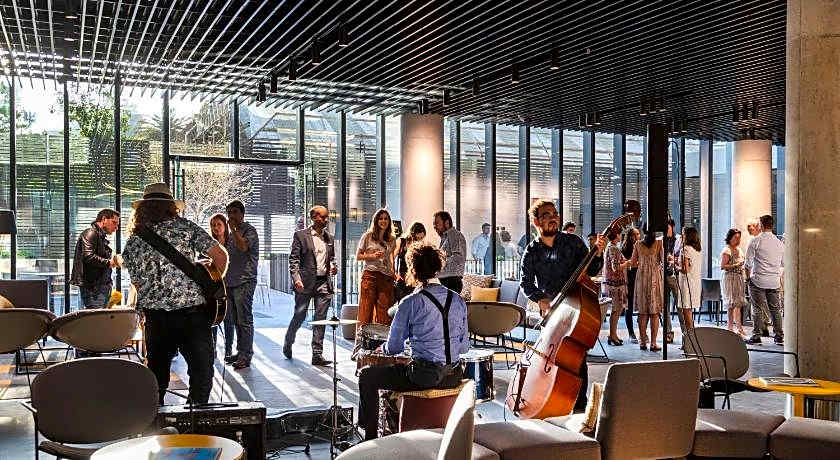 Ola Santiago Providencia, Tapestry Collection by Hilton