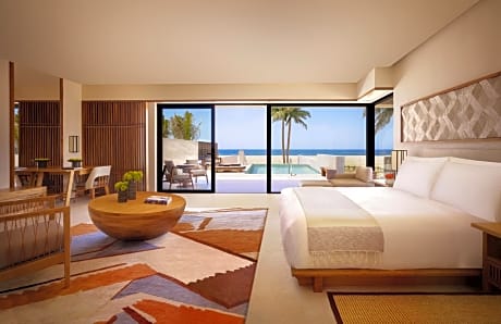 Junior Suite Ocean Front with Private Pool