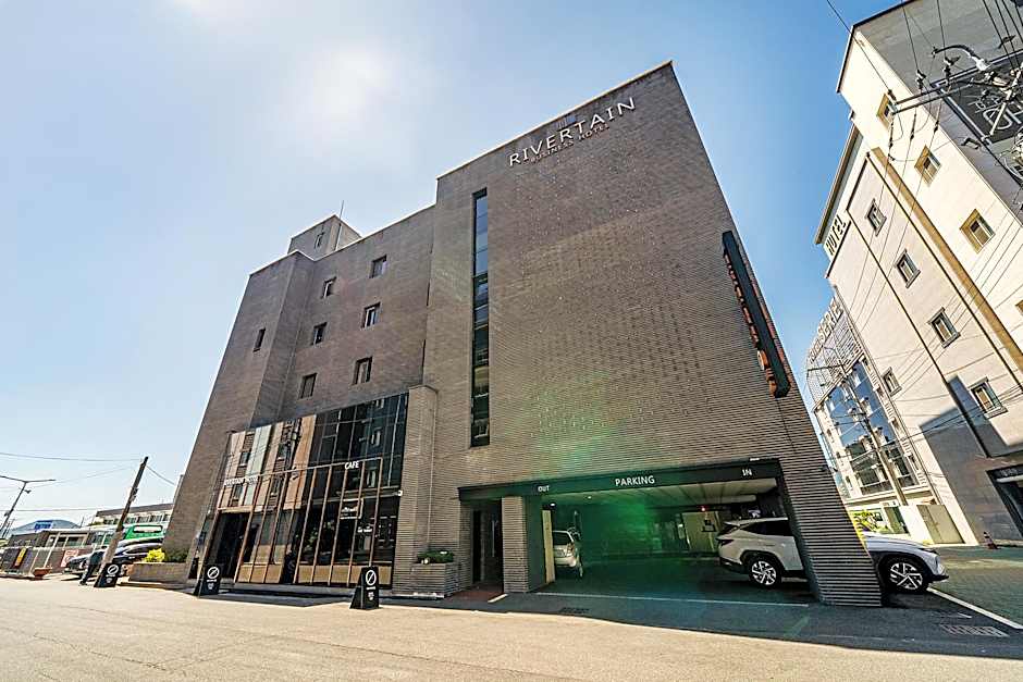 Rivertain Hotel Gyeongju