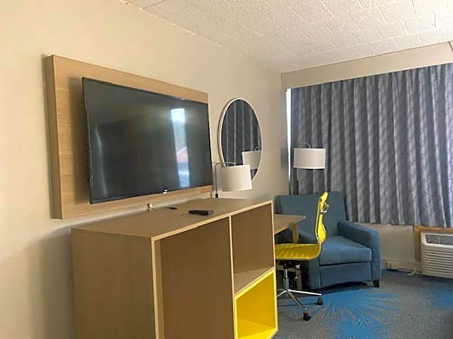 Days Inn by Wyndham Scranton PA