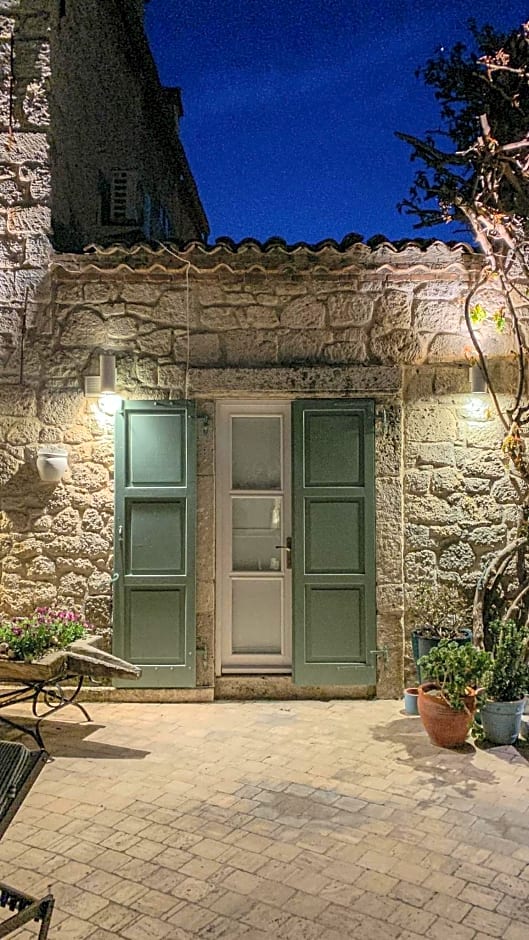 Panjur Alaçatı